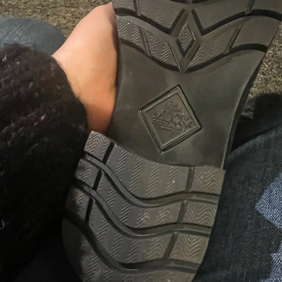 Muck Liberty Suede Boots, size 8 - Picture 5 of 6